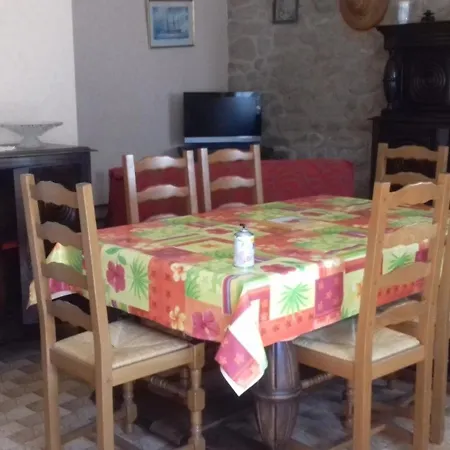 Maison En Pierre 3 Pieces Avec Terrasse, Proche Plage, Dunes Et Sentiers Cotiers A Plouhinec - Fr-1-397-33 Holiday home Plouhinec (Morbihan)